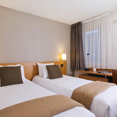 Sejours & Affaires Pantin Charles De Gaulle Aparthotel Exterior foto