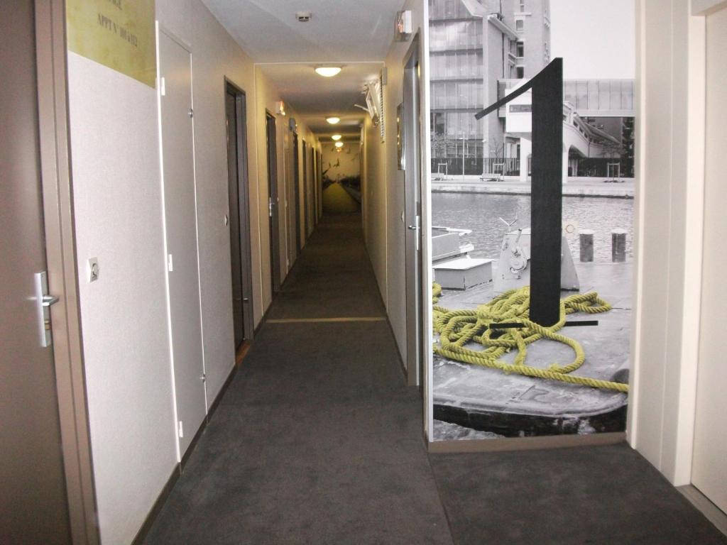 Sejours & Affaires Pantin Charles De Gaulle Aparthotel Quarto foto