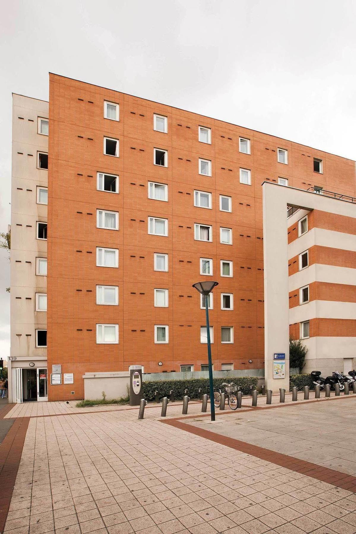 Sejours & Affaires Pantin Charles De Gaulle Aparthotel Exterior foto